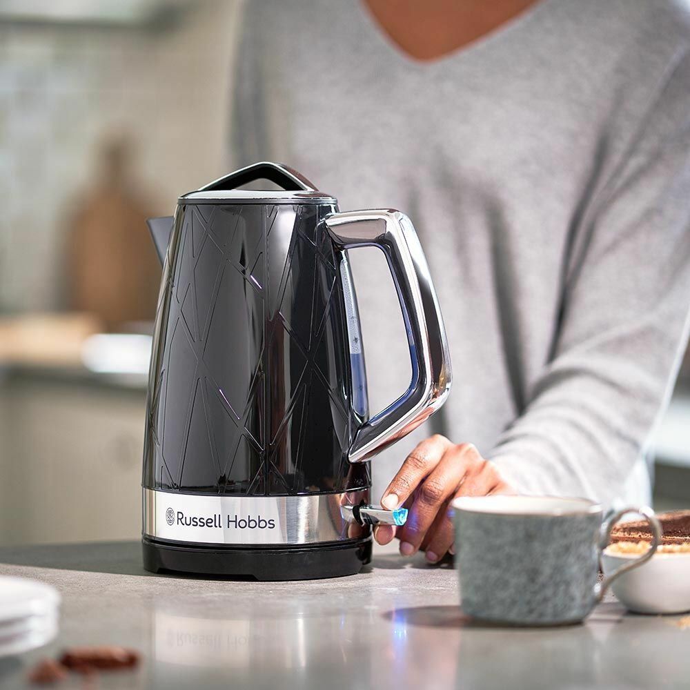 Электрочайник Russell Hobbs Russell Hobbs 28081-70