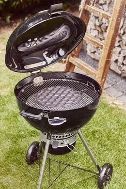 Гриль угольный мобильный Weber Master-Touch GBS Premium E-5775 Charcoal Barbecue 57cm (17401004)