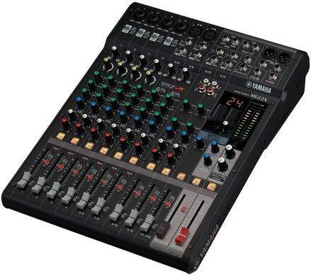 Микшерный пульт Yamaha MG12X