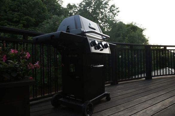 Гриль газовий мобільний Broil King Royal 340 Shadow