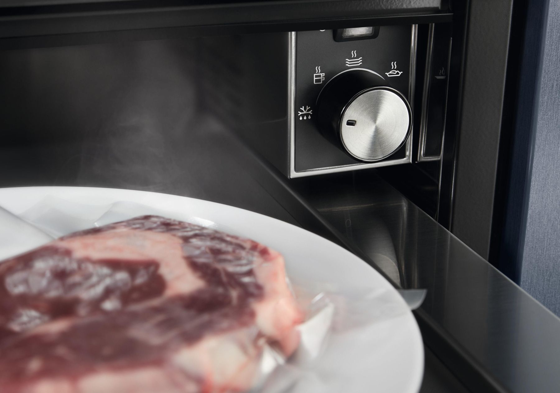 Подогреватель посуды Electrolux LBD4Z
