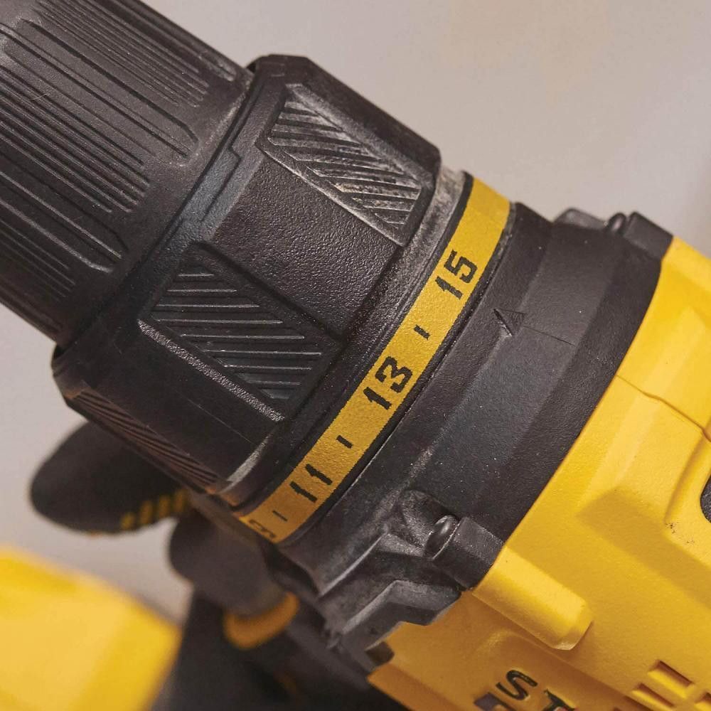Шурупокрут Stanley SFMCD710D2K