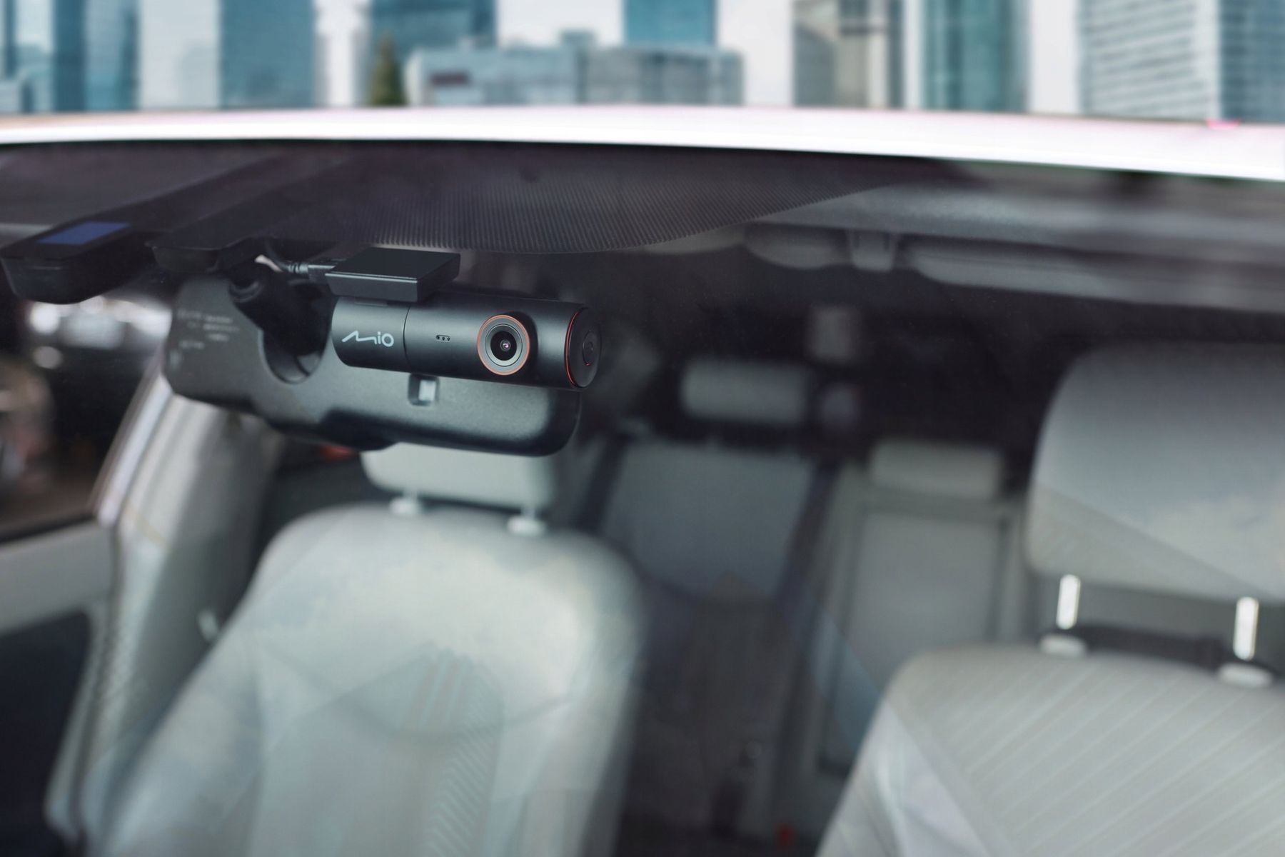 Автомобільний відеореєстратор MiO MiVue J35