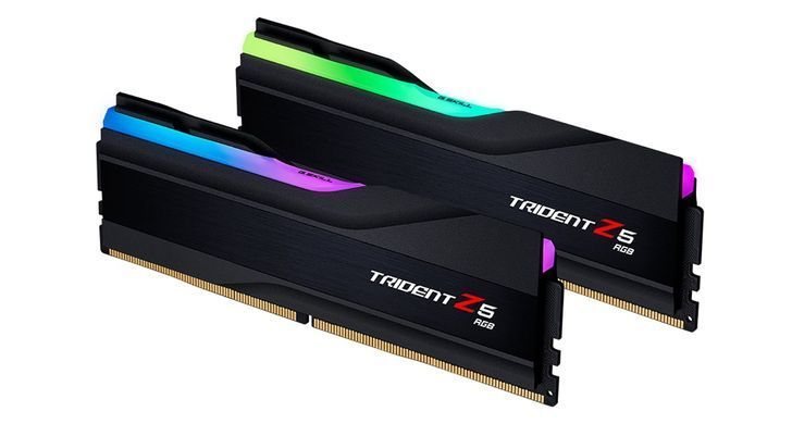 Пам'ять для настільних комп'ютерів G.Skill 32 GB (2x16GB) DDR5 8000 MHz Trident Z5 RGB (F5-8000J3848H16GX2-TZ5RK)