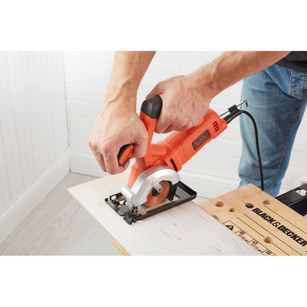 Монтажна пилка Black+Decker BES510