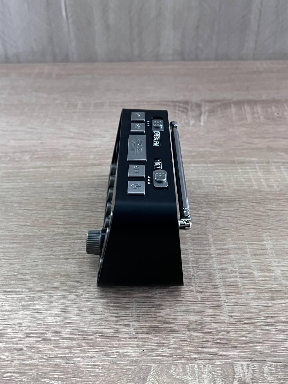 Настольный радиобудильник DAB+ Alarm Clock Radio