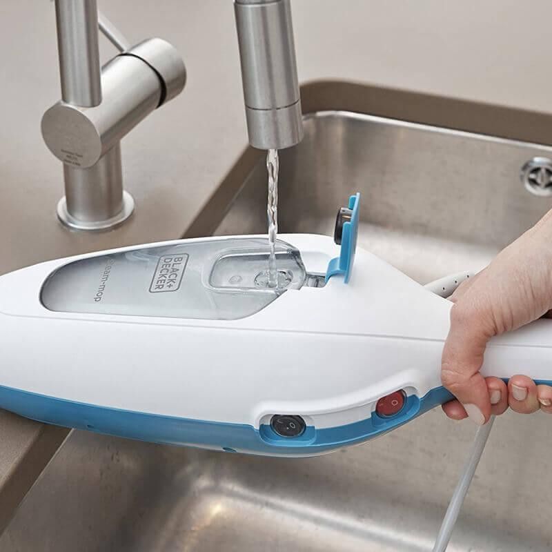 Паровая швабра Black+Decker FSM13E1
