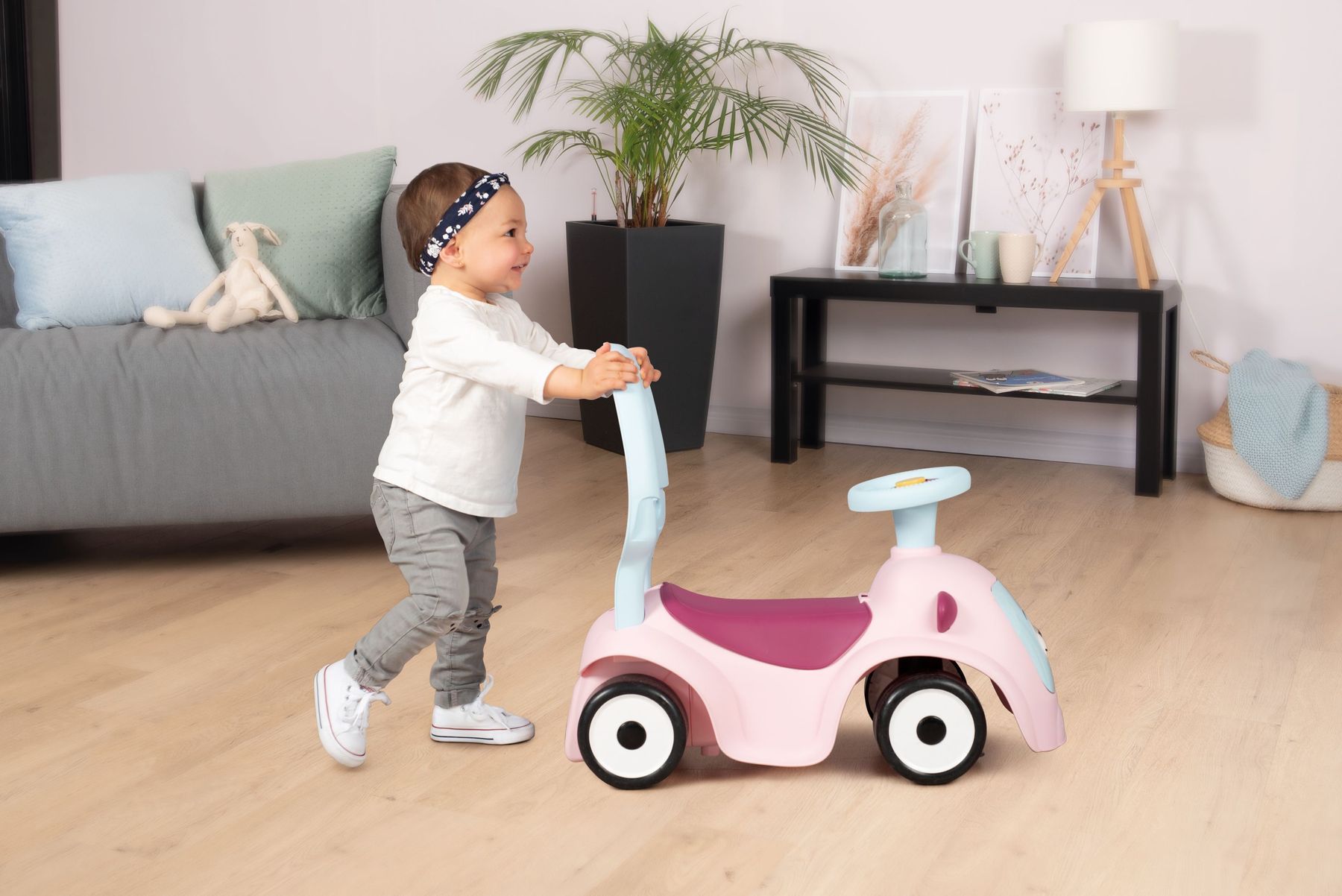 Каталка с родительской ручкой Smoby Pink (720305)