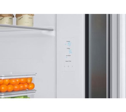 Холодильник з морозильною камерою Samsung RS68A8840S9