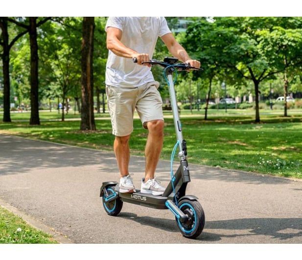 Електросамокат Motus Scooty 10 Max