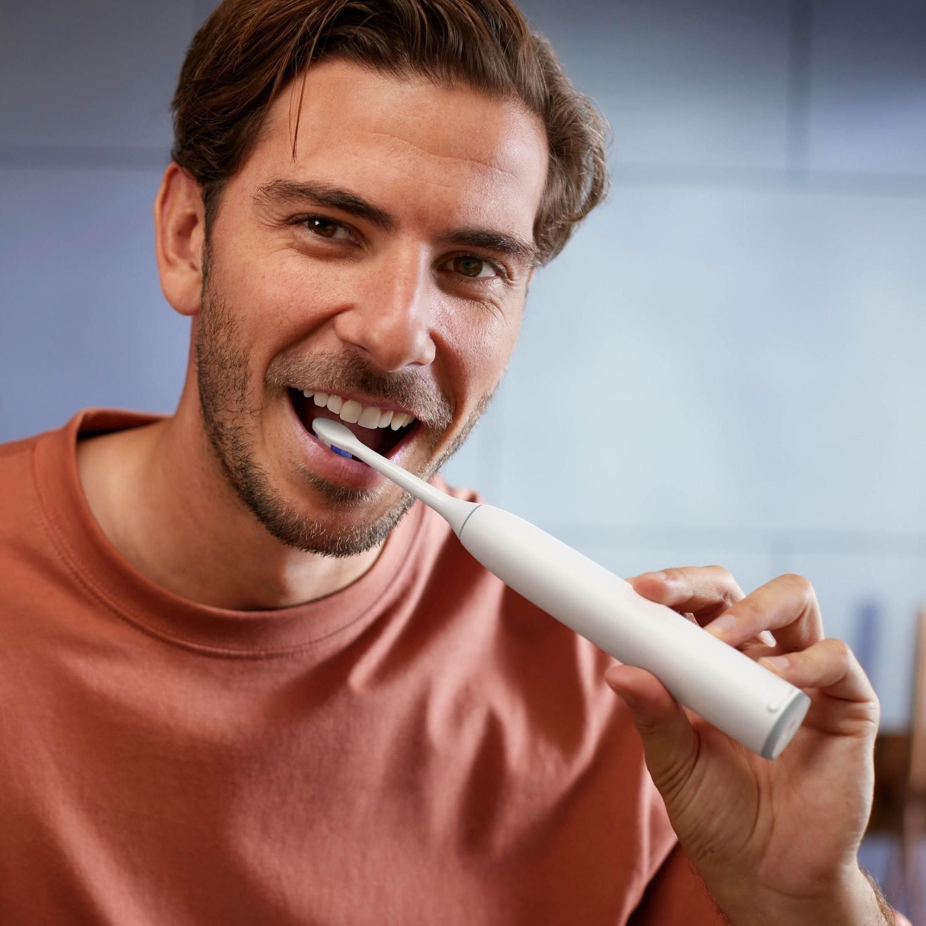 Електрична зубна щітка Philips Sonicare 6100 Series HX7400/01