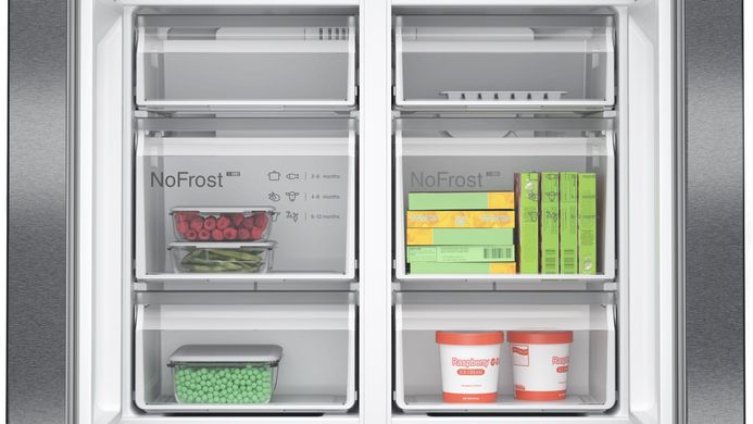 Холодильник з морозильною камерою Bosch KFN96AXEA