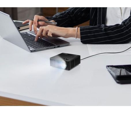 Короткофокусний проектор Optoma ML750i (E9PP7ML01EZ1)