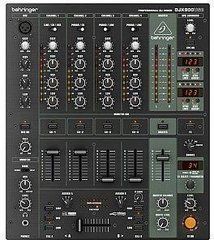 DJ микшерный пульт Behringer DJX900USB