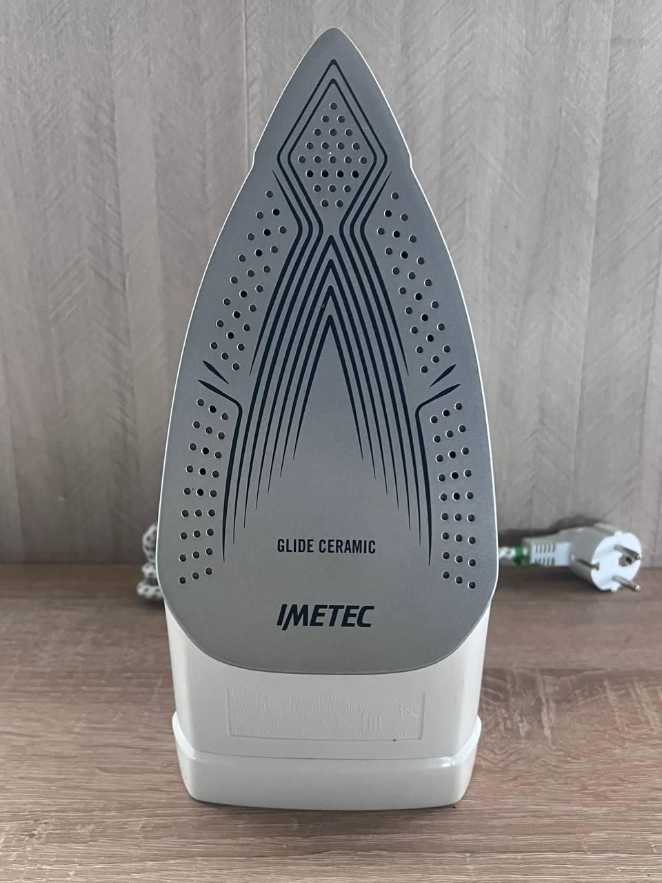 Утюг с парой IMETEC ZEROCALC Z1 2800