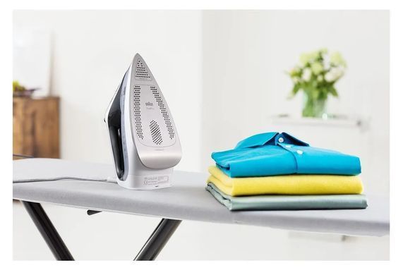 Праска з парою Braun TexStyle 7 SI 7149 WB