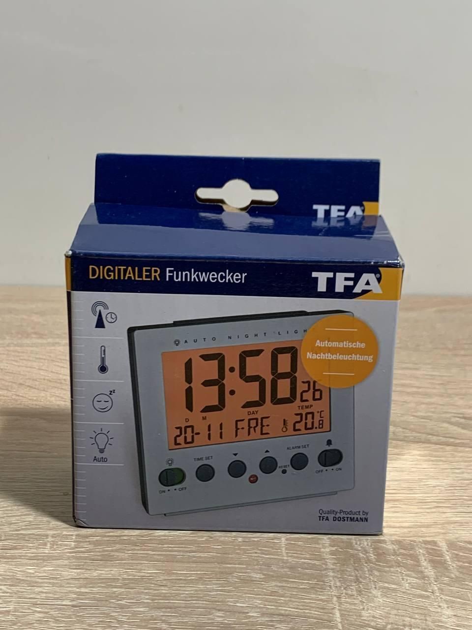 Радио-часы TFA 60256155