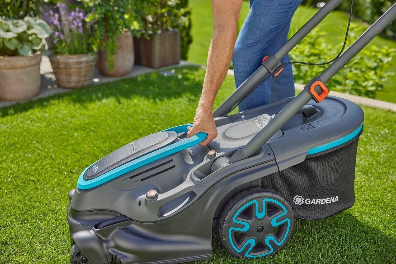 Газонокосилка аккумуляторная Gardena 46/36V P4A (14646-55)