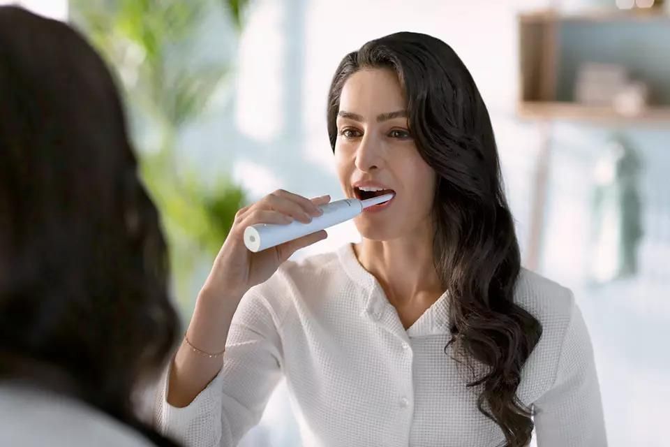 Електрична зубна щітка Philips Sonicare 2100 Series HX3651/13
