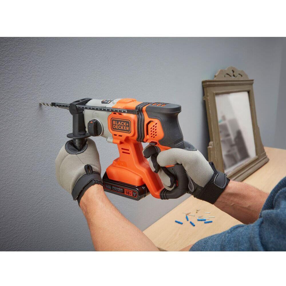 Перфоратор Black+Decker BCD900B