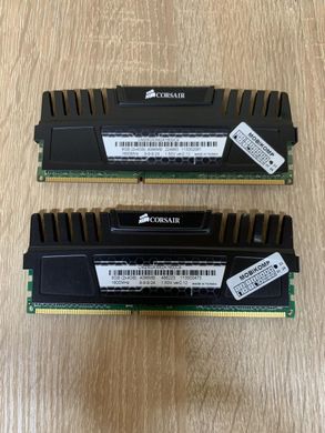 Память для настольных компьютеров Corsair Vengeance DDR3 8 GB 1600MHz CL9 (CMZ8GX3M2A1600C9) (УЦЕНКА)
